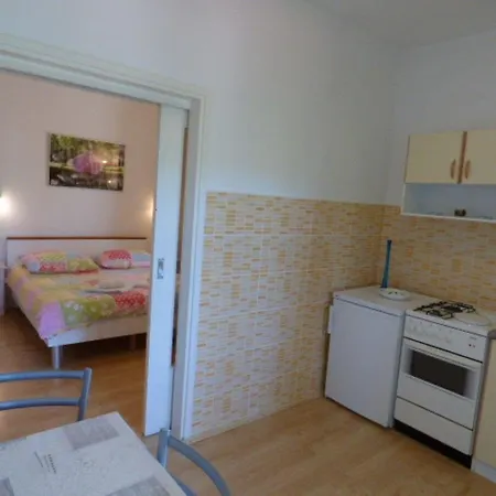 Kleines In Der Ersten Etage Appartamento
