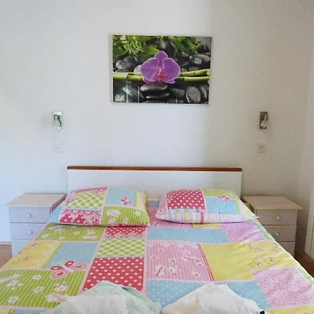Kleines In Der Ersten Etage Appartamento